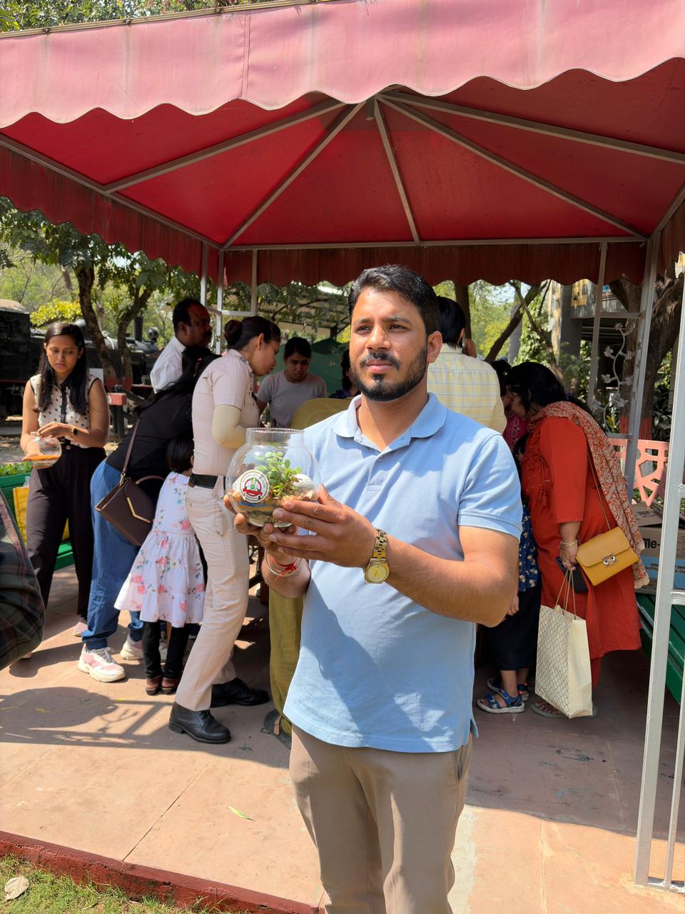 Hands-on terrarium creation session